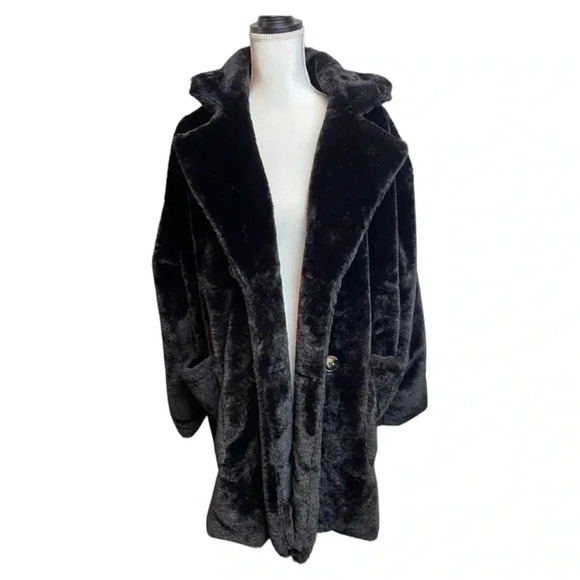 Pretty LITTLE THING ladies size 10 faux fur coat. NWT’s. Warm. Black. - Picture 5 of 14